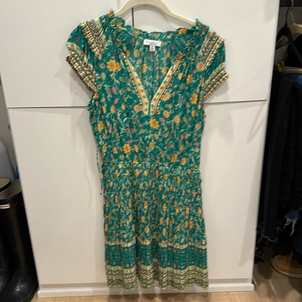 Current air green floral dress